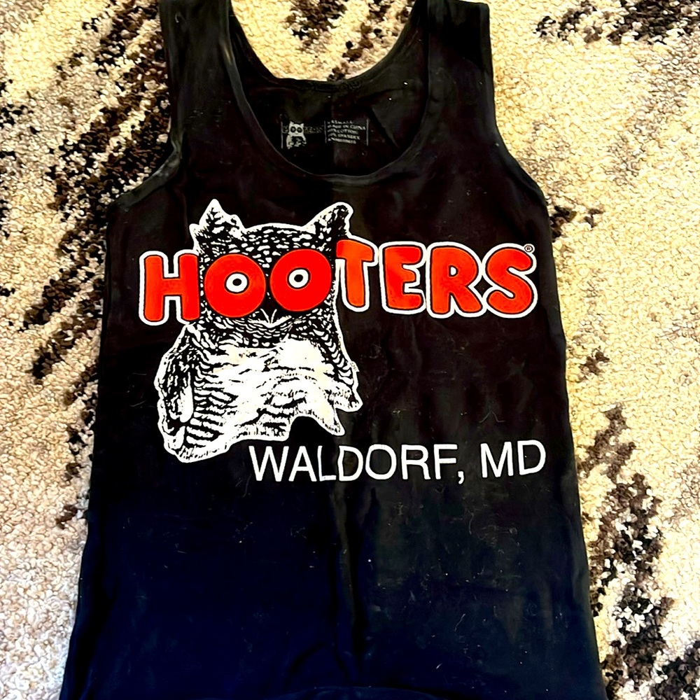 RETRO hooters uniform with location. Delightfully tacky yet unrefined on back.
